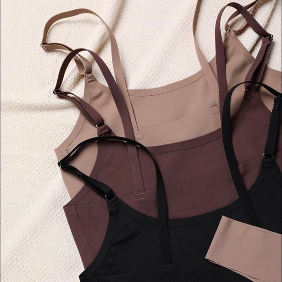 3 pack lingerie set; bras + thongs
adjustable straps - Picture 2 of 2